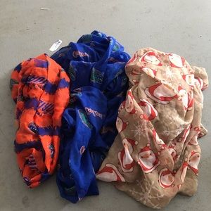 B1G1   3 scarves two are Florida gator